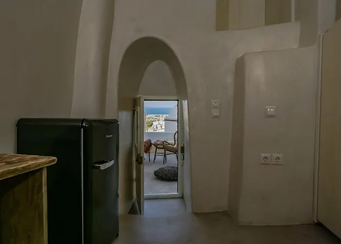 Exi Castle Εμπορειό