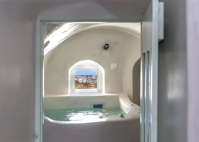 Exi Castle 4* Emporio (Santorini)