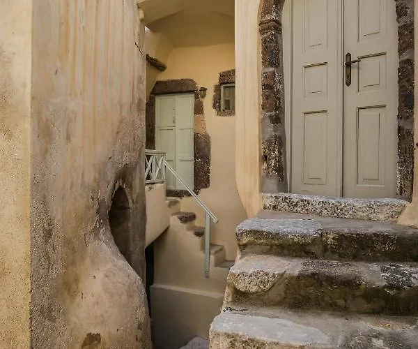 Exi Castle بيت ضيافة