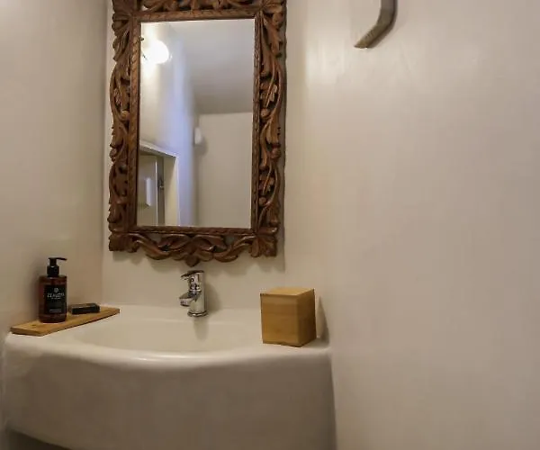 Exi Castle بيت ضيافة Emporio (Santorini)