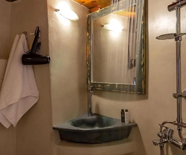 Exi Castle بيت ضيافة Emporio (Santorini)